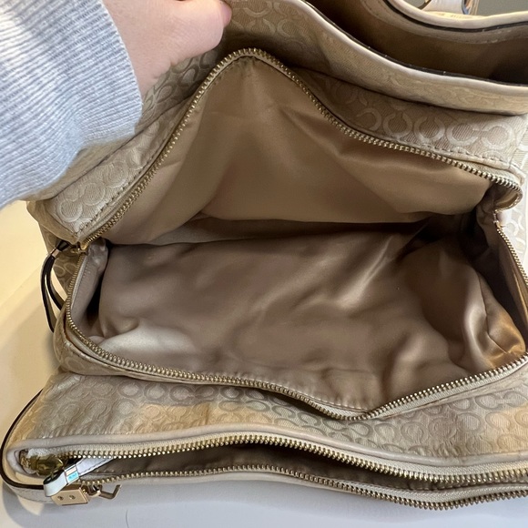 Cream/Gold Coach Purse - Picture 6 of 12